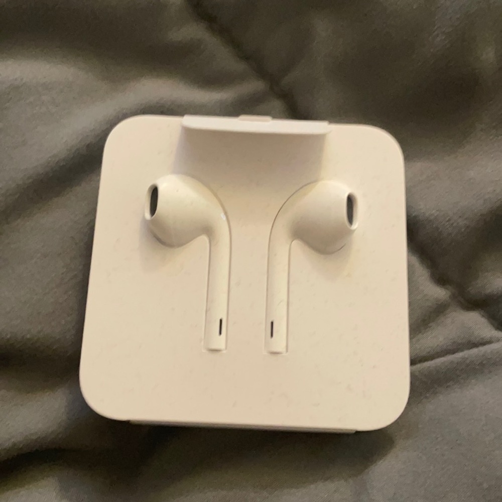Apple EarPods